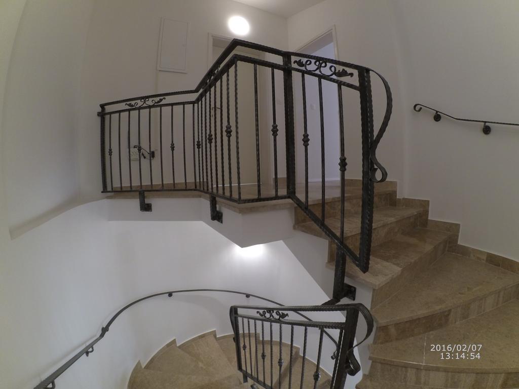 Apartmani Monaco Плоче Экстерьер фото