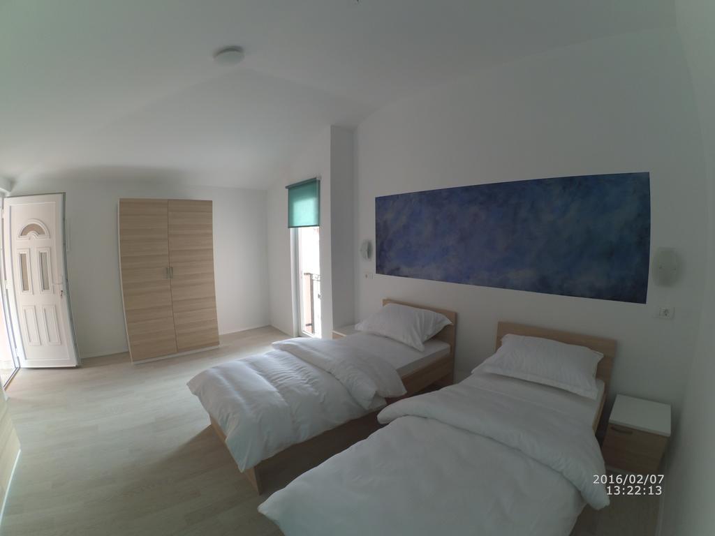 Apartmani Monaco Плоче Экстерьер фото